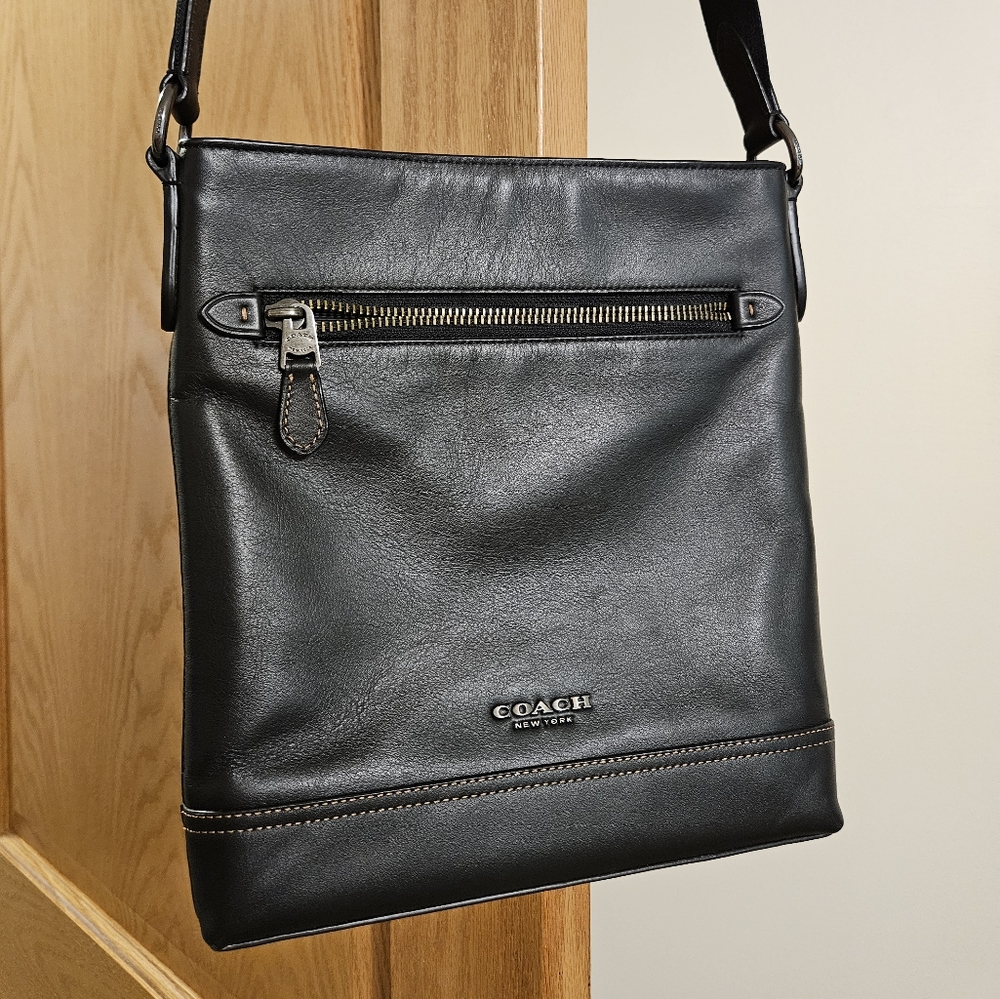 Black Leather Coach Purse